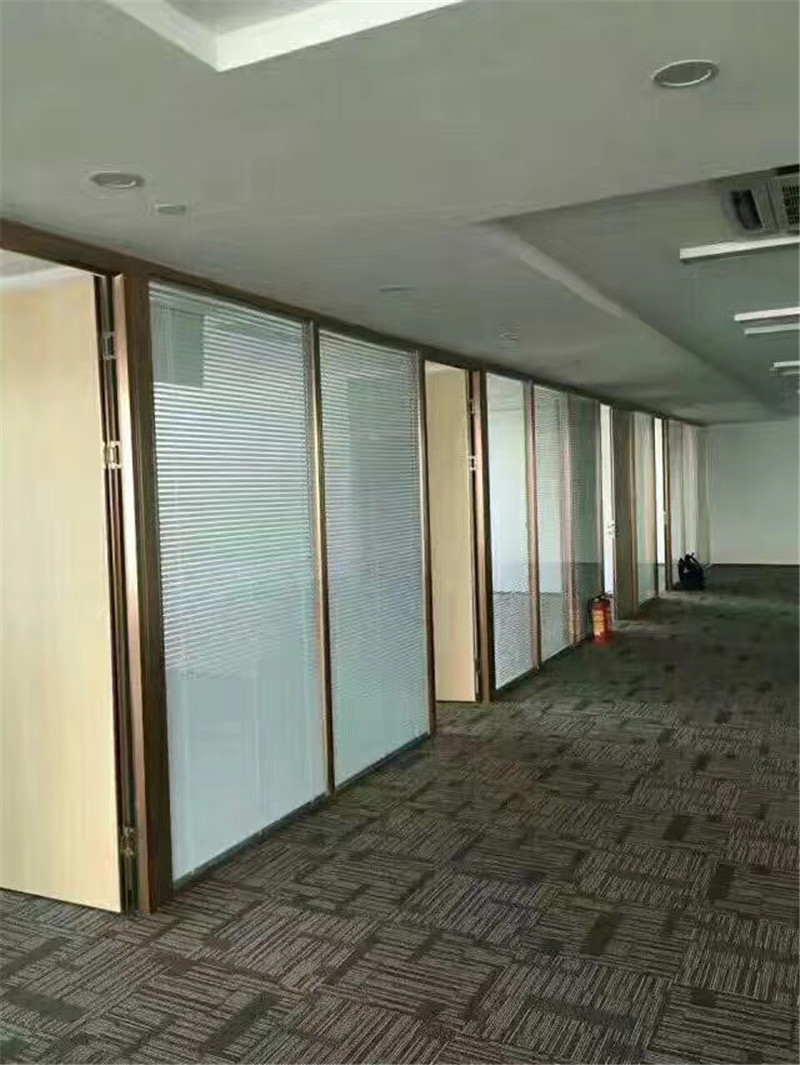 办公玻璃宅男视频网站的趋势